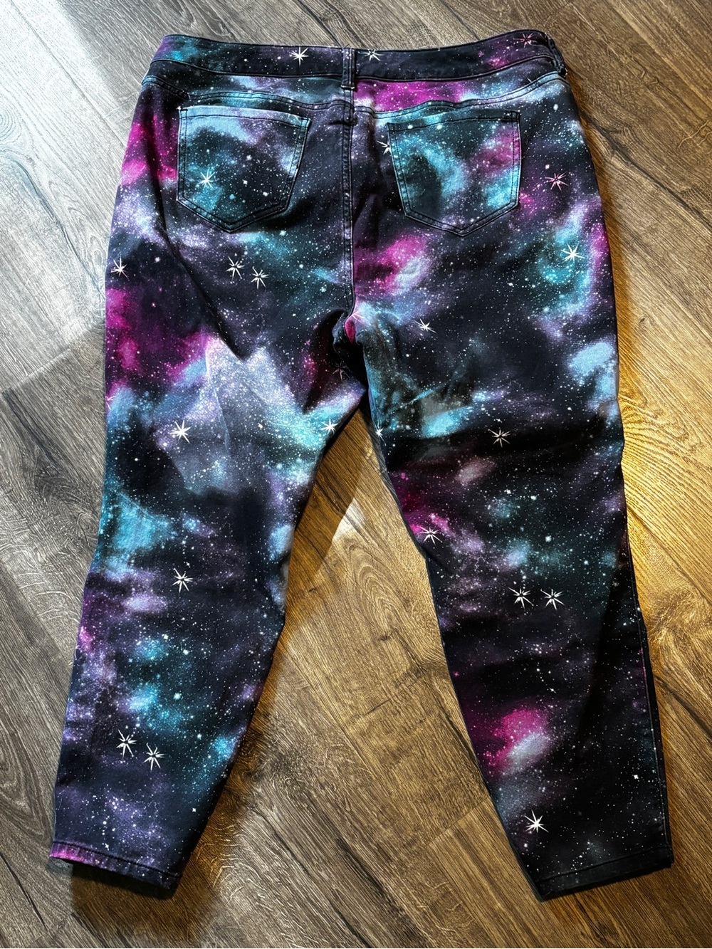 torrid Black Galaxy Print Women’s Denim Leggings with Teal & Magenta Accents - Picture 5 of 6